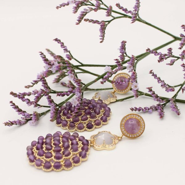 Beaded Flower ~ Amethist Oorstekers